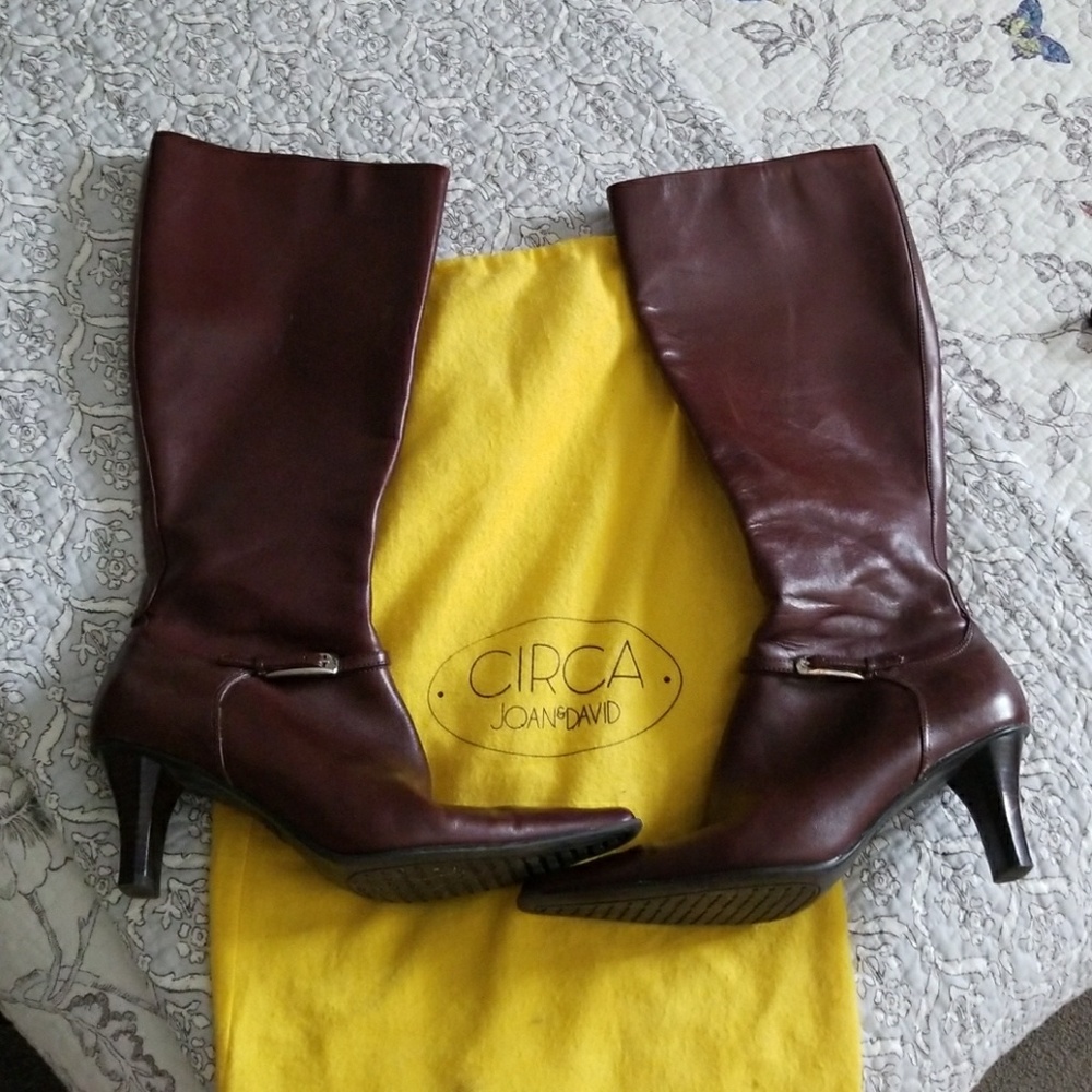 Joan and David Collection Knee High Sz.10 Boot